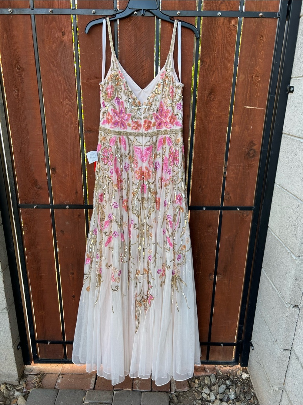 Mac Duggal 5671 V-Neck Floral Embellished Spaghetti Strap Gown NWT 10 - Picture 4 of 10